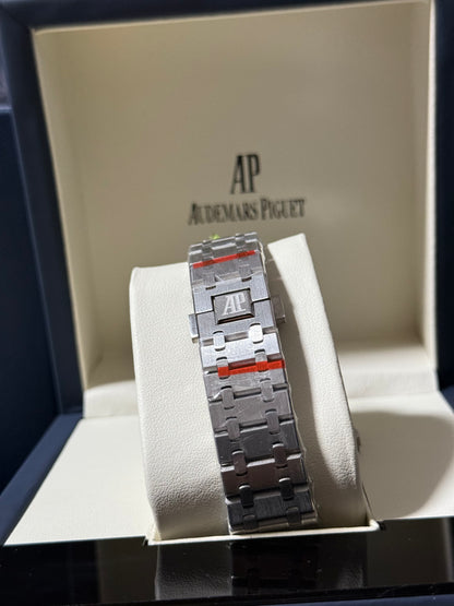 Audemars Piguet Royal Oak Часовник